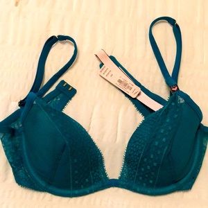Teal green Victoria’s Secret underwire bra.